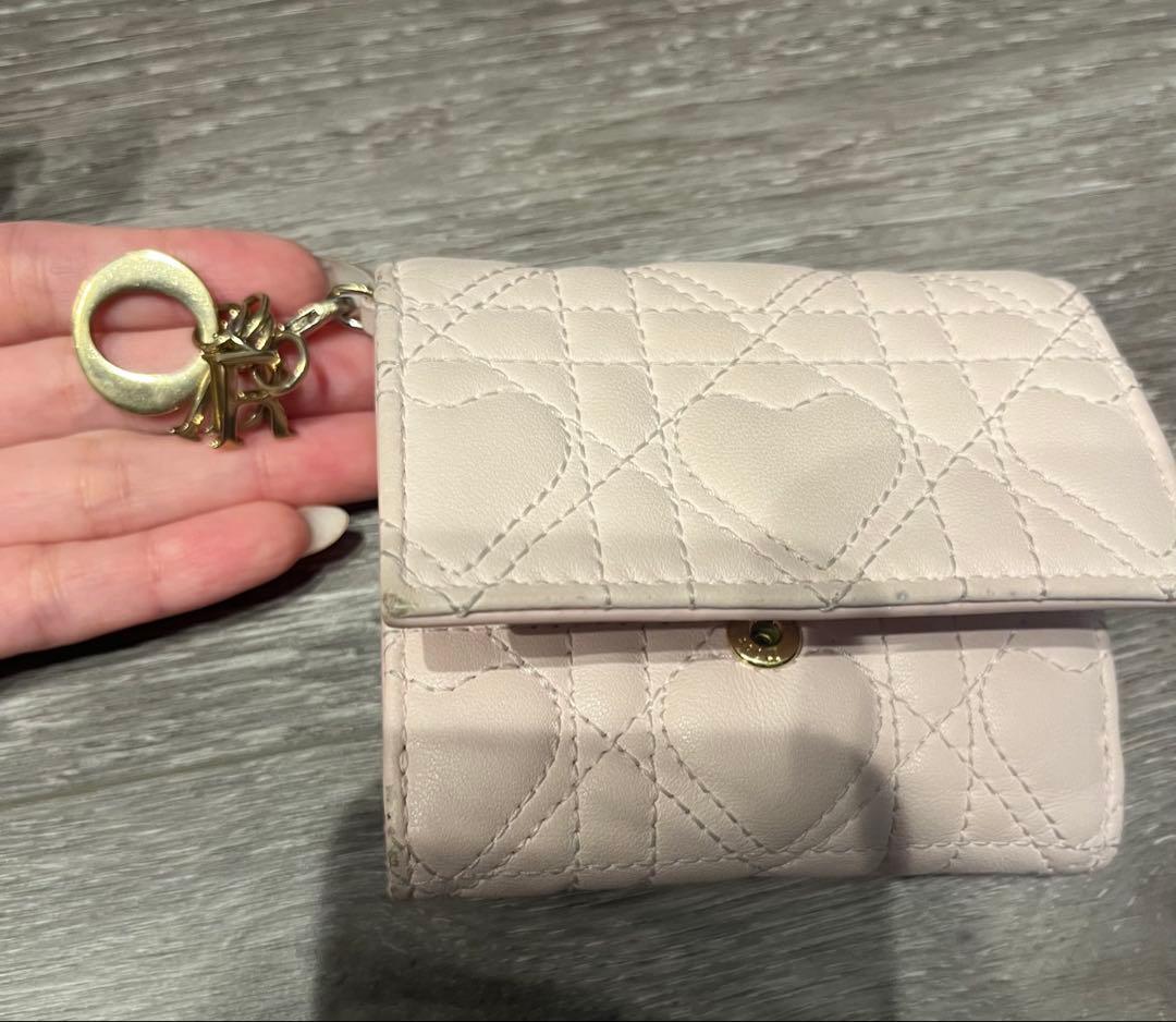ハート型キルティング ピンク折り財布