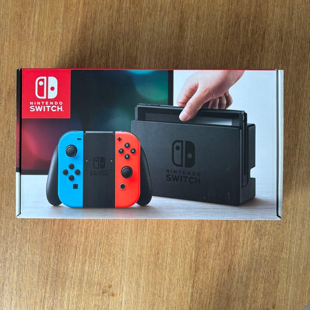 【超美品】Nintendo Switch 本体 青/赤 ジョイコン付き