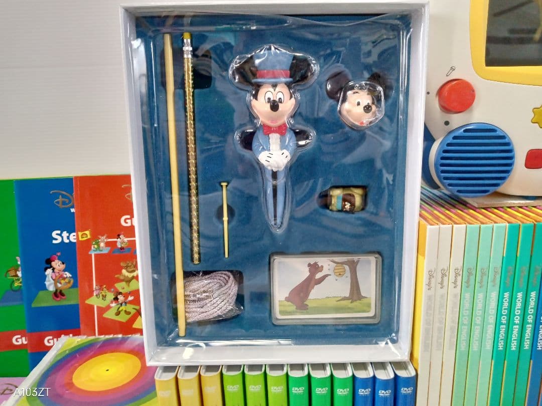 DWE ディズニー英語システム　メインプログラムフルセット　未使用多数