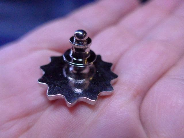 美品 バカラ クリスマスオーナメント 2019 とピンブローチ