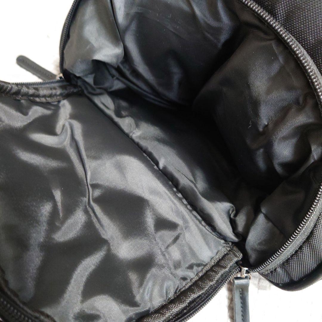 美品−PEARLYGATES 黒ダッフルバッグ ボストンバッグロッカーバッグ軽量