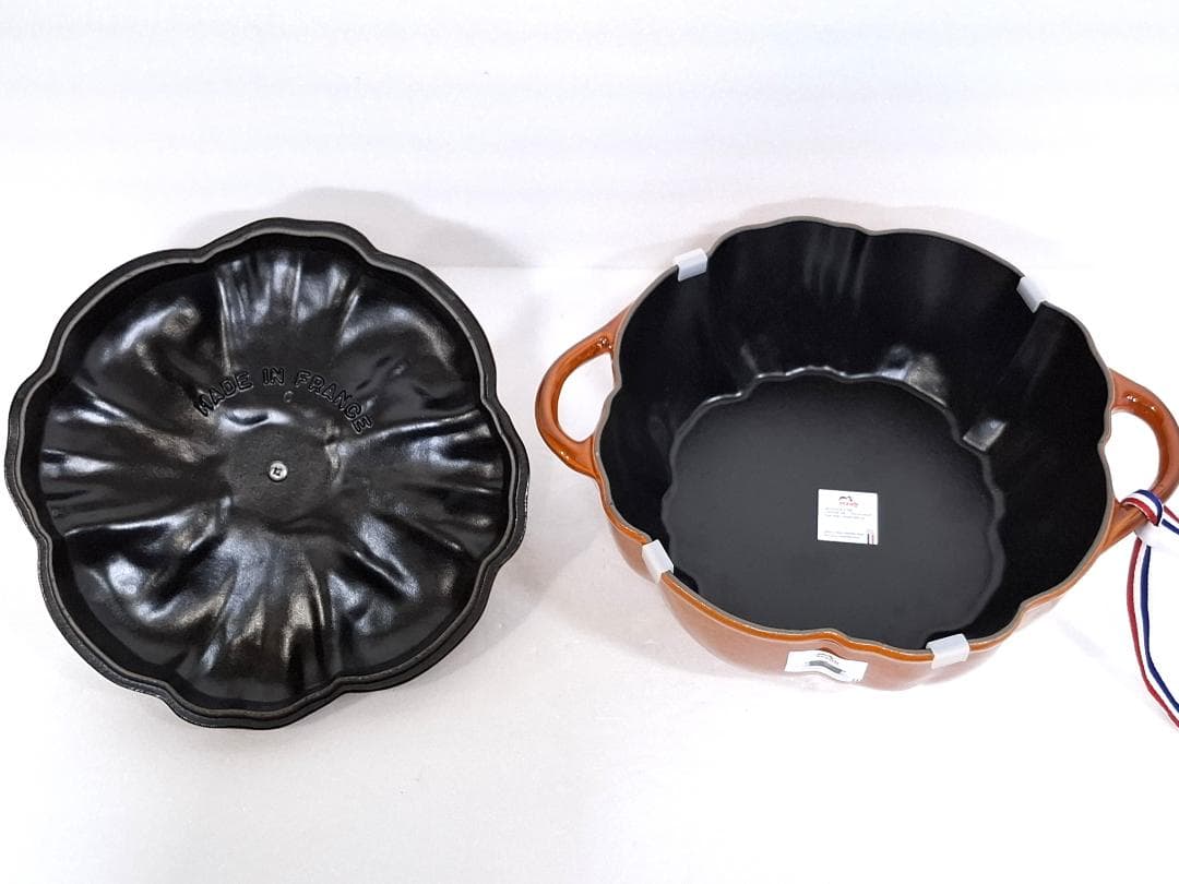 新品★ストウブ STAUB★パンプキン ココット★24cm★シナモン★生涯保障付