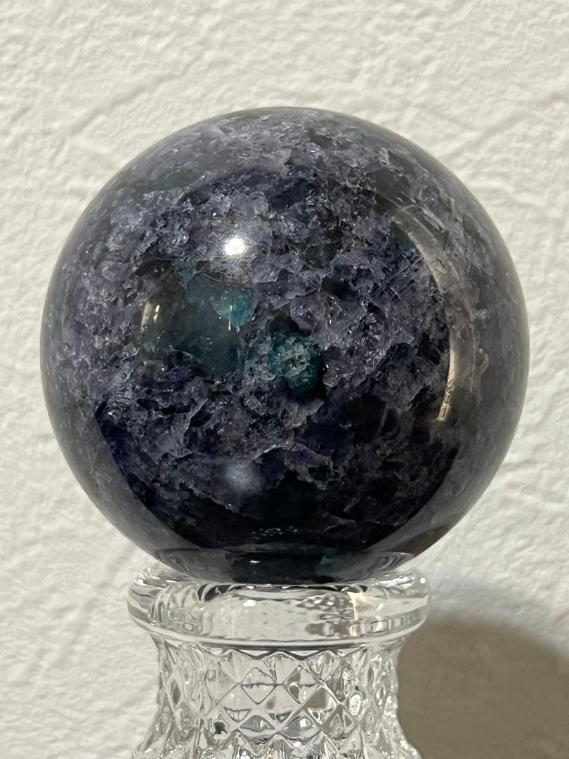 高品質　アイオライト　エメラルド　グリーンカイヤナイト　共生　スフィア