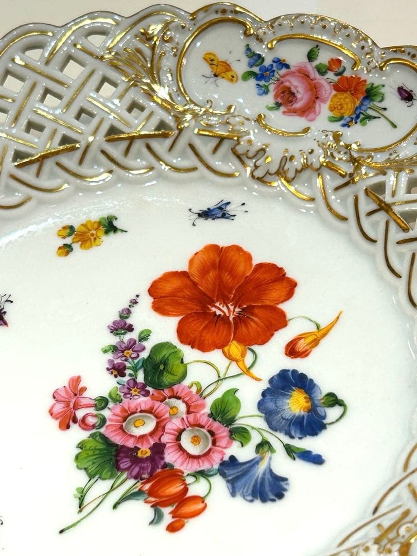 meissen マイセン アンティーク 約23㎝　金彩透かし皿　双剣　花柄　昆虫