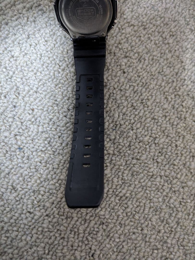 カシオ G-SHOCK GM-2100-1AJF 箱無し