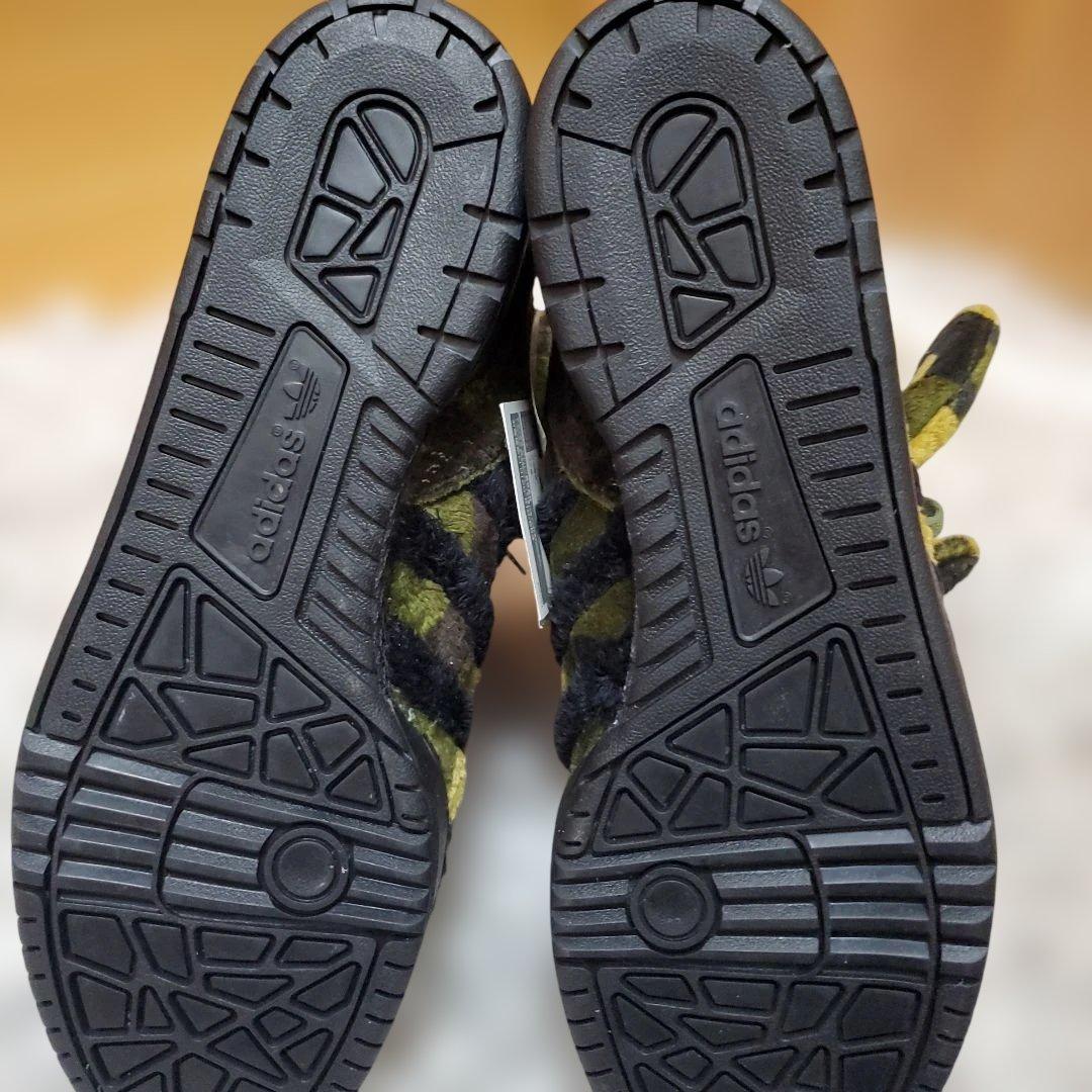 【未使用タグ付き】adidas　ジェレミースコット迷彩くま