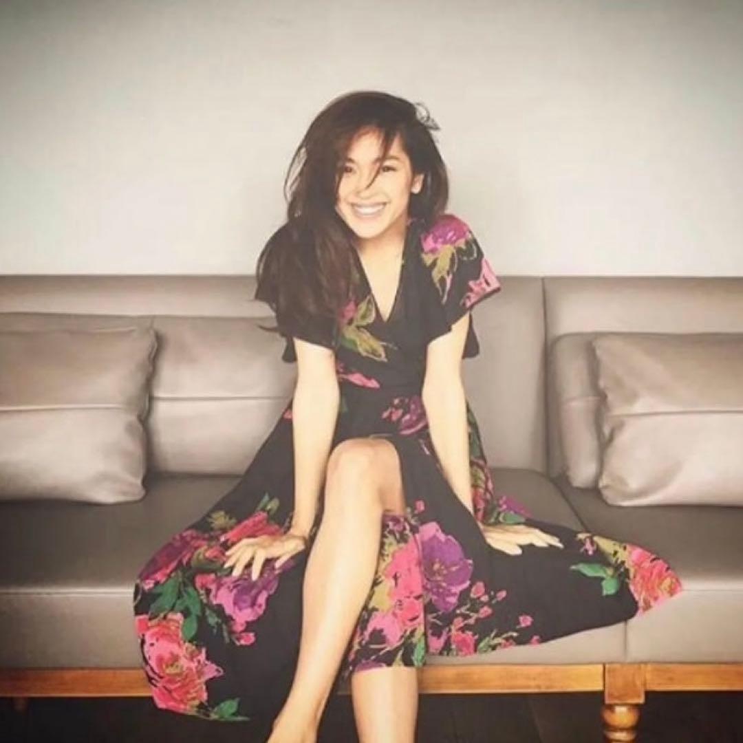 Velnica 薔薇柄　ワンピース