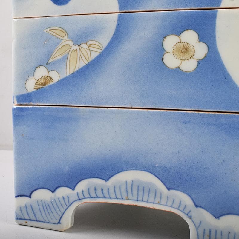 瀬戸焼　古瀬戸　染付　松竹梅文　四方四段重鉢　重箱　時代箱付　D　R9468B