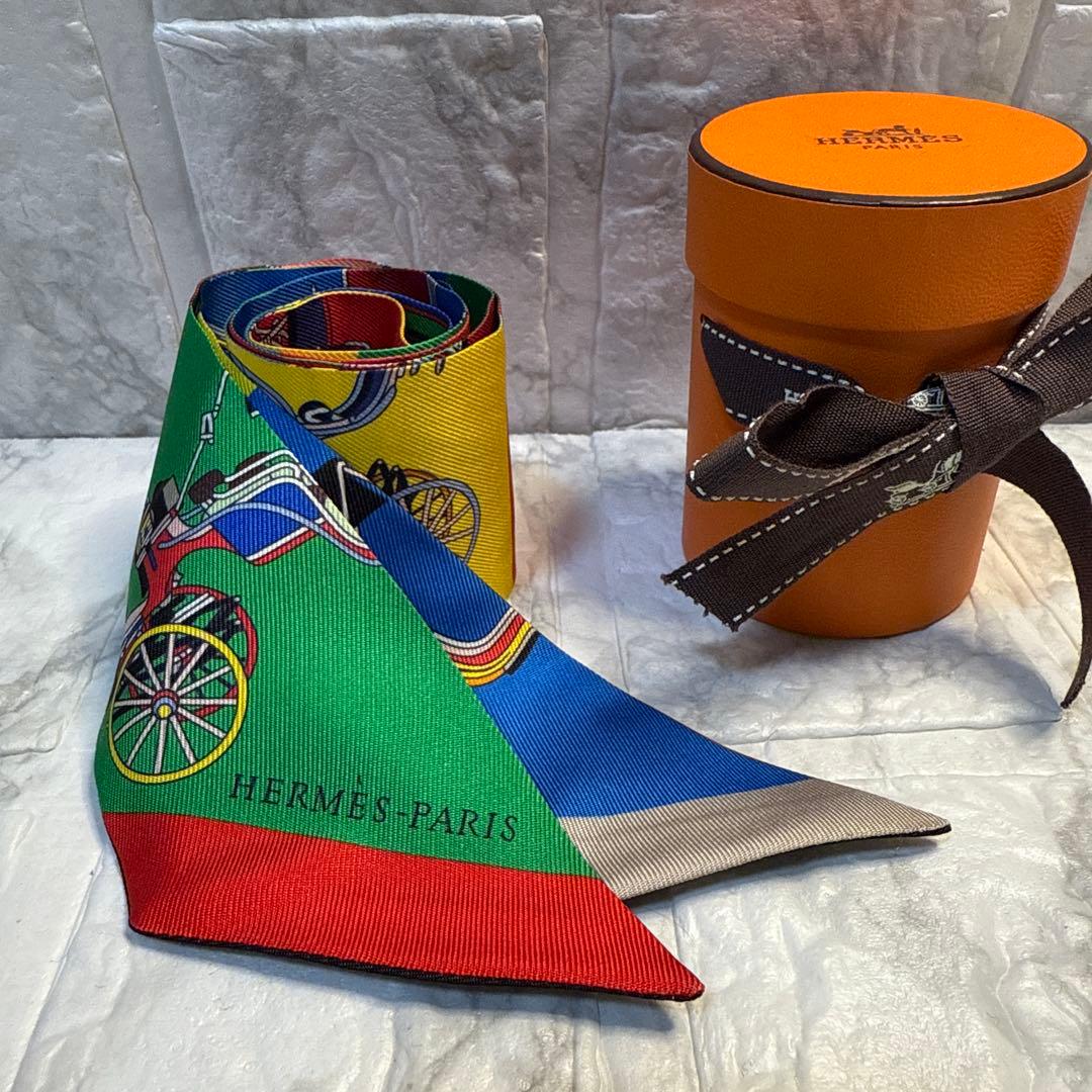 差し色✨エルメス　ツイリー　マルチカラー　美品