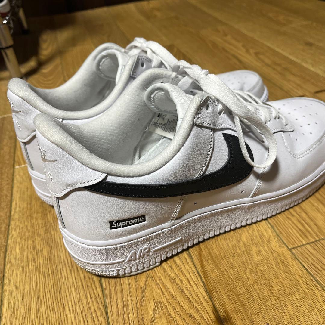 NIKEエアフォース1 supreme 箱有り