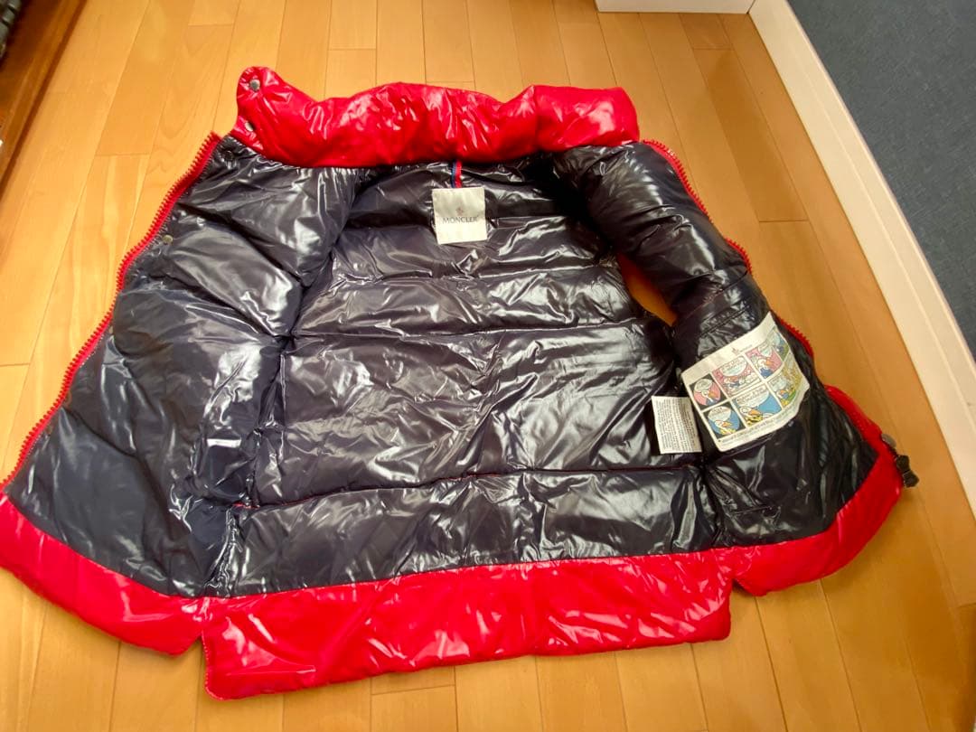 MONCLER TIB GILET ダウンベスト　光沢あり
