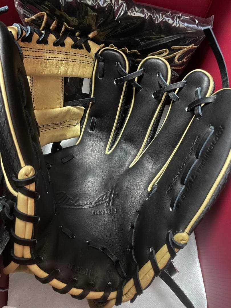 ウィルソン　オーダー　グローブ　野球