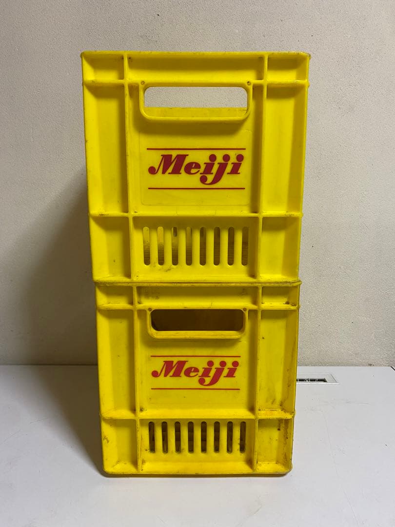 長期保管品 Meiji / 明治 プラスチックケース 踏み台 プラ箱 昭和レトロ
