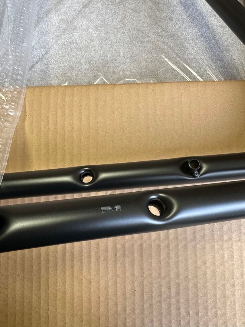 ハイバック肘付コイル高座椅子　ラック