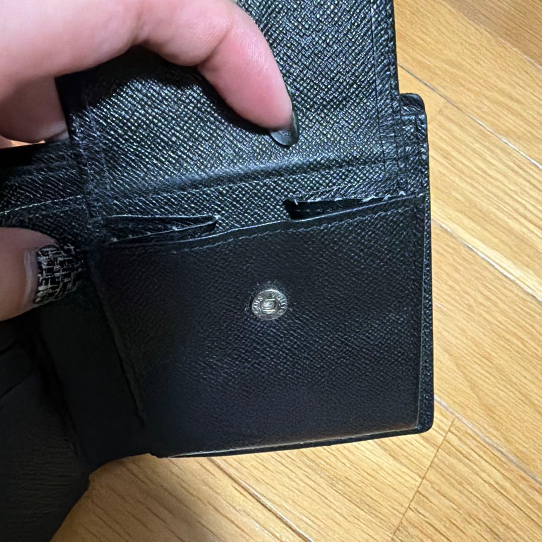 ルイヴィトン　二つ折り財布　ダミエ