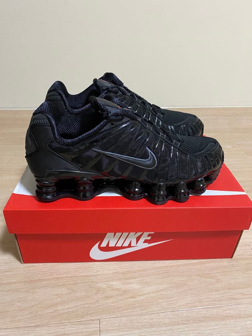 たくわん【新品未使用】NIKE SHOX TL / BLACK(黒)