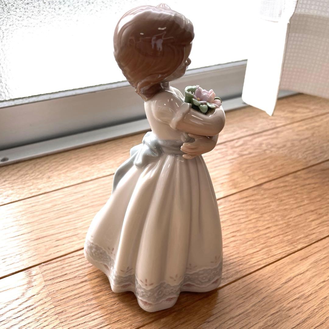 LLADRO Utopia さわやかな風 陶器