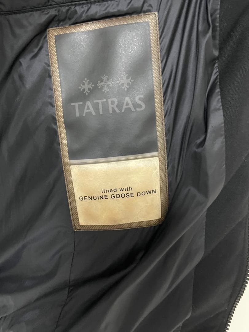 TATRAS LAVIANA ファー付きダウンコート　タグ、ハンガー、保存袋付き