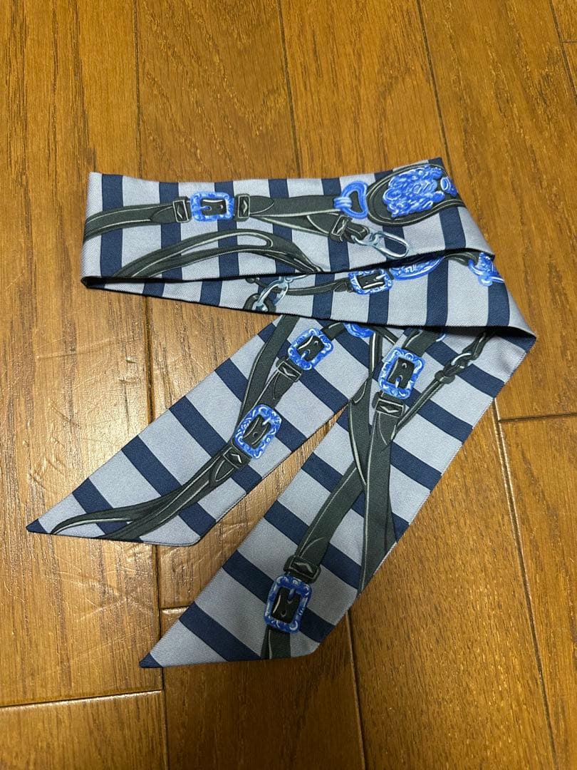 HERMES ツイリースカーフ