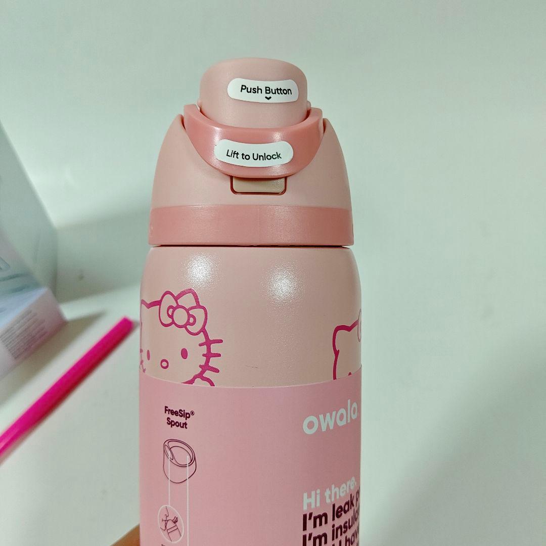 新品 Owala FreeSip Hello Kitty水筒 32ozサンリオ