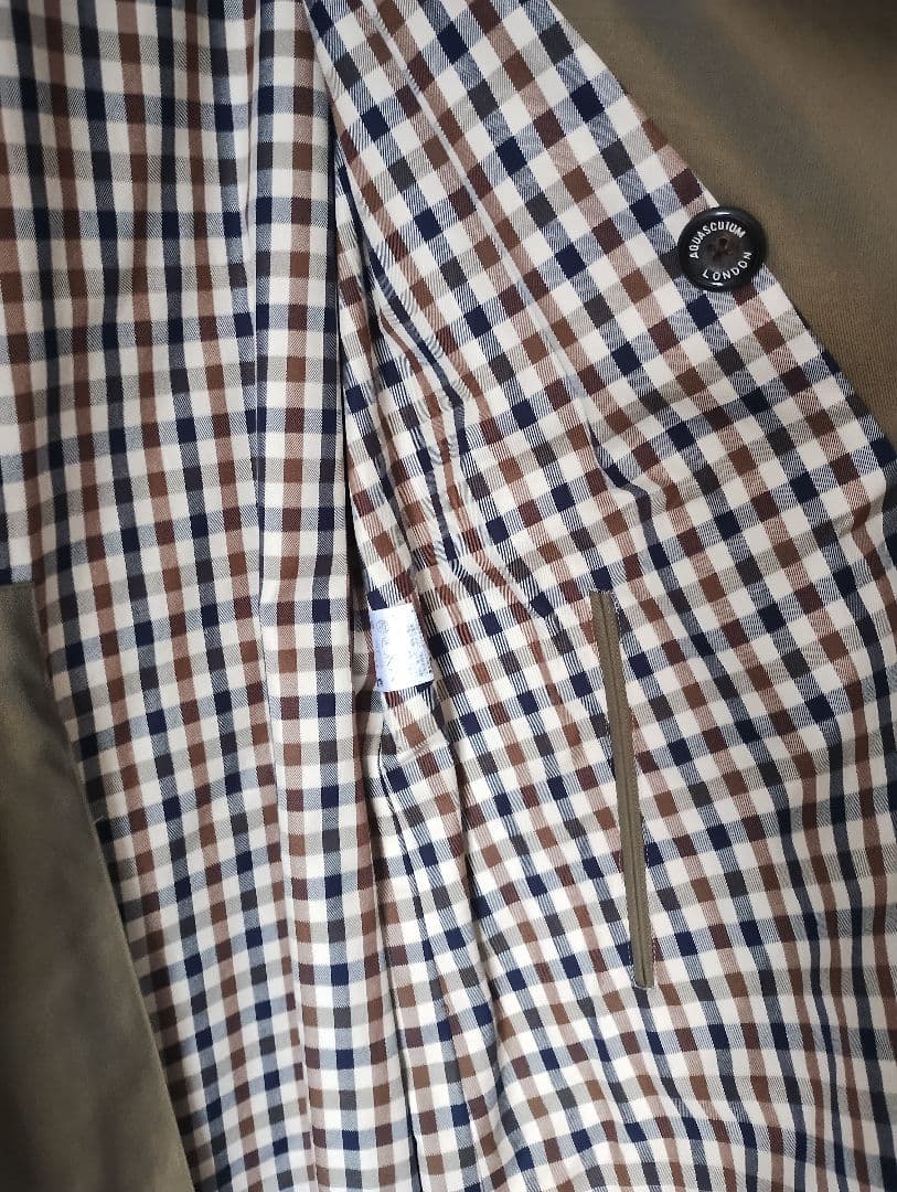 aquascutum トレンチコート