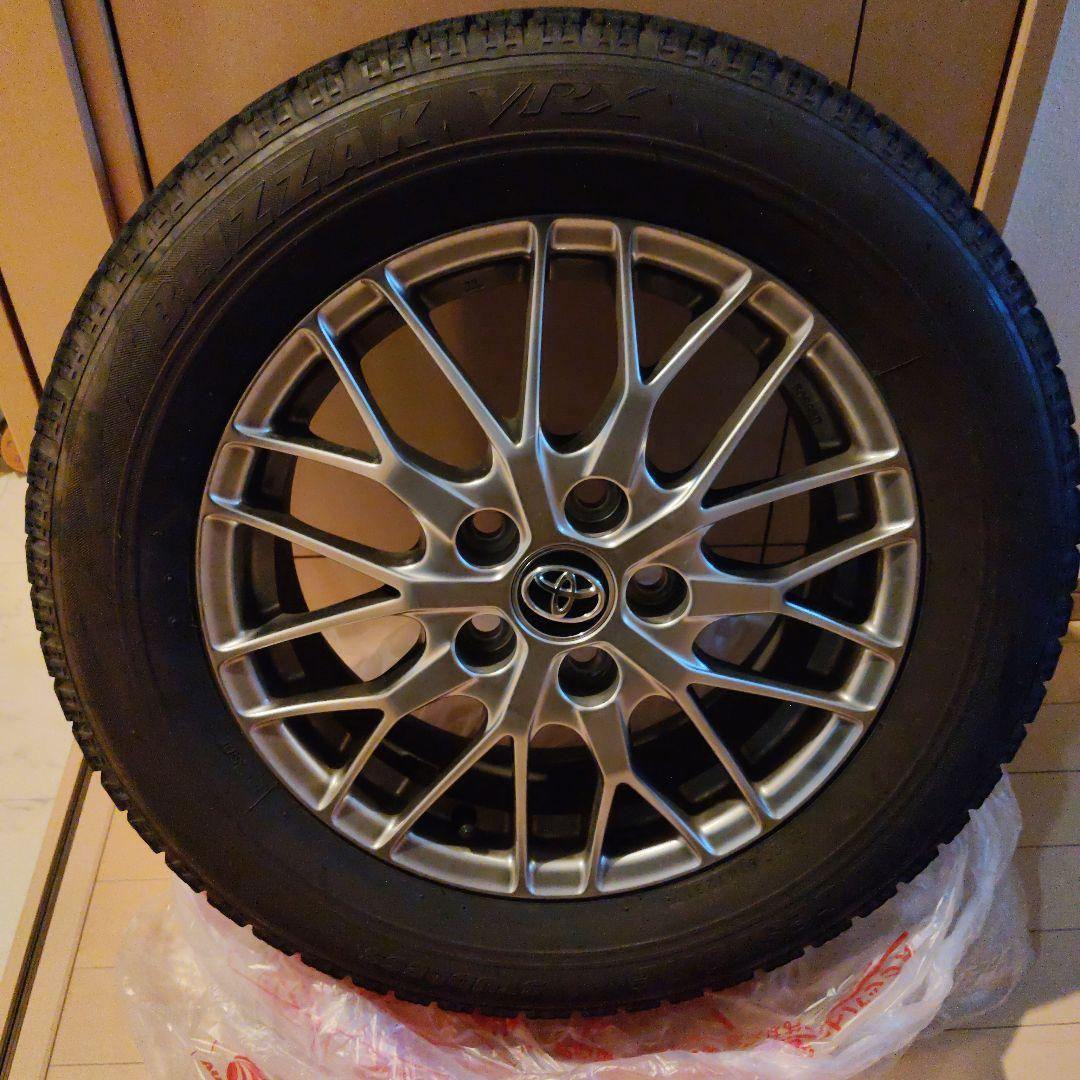 ブリヂストン　BLIZZAK VRX スタッドレスタイヤ 205/60R16