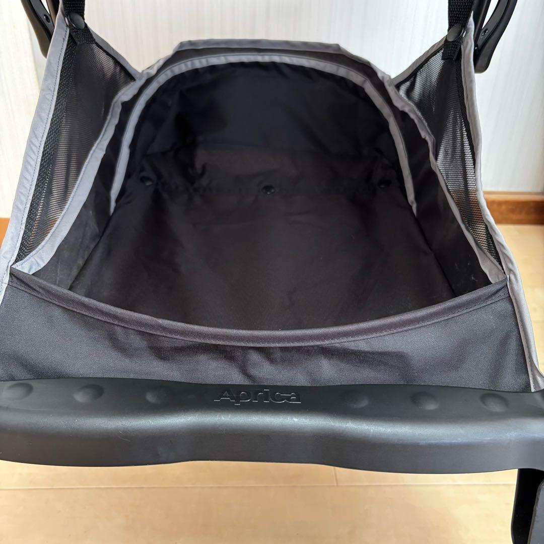 【美品❣️送料無料】 Aprica ベビーカー ラクーナエアー コンパクト AB⭐︎