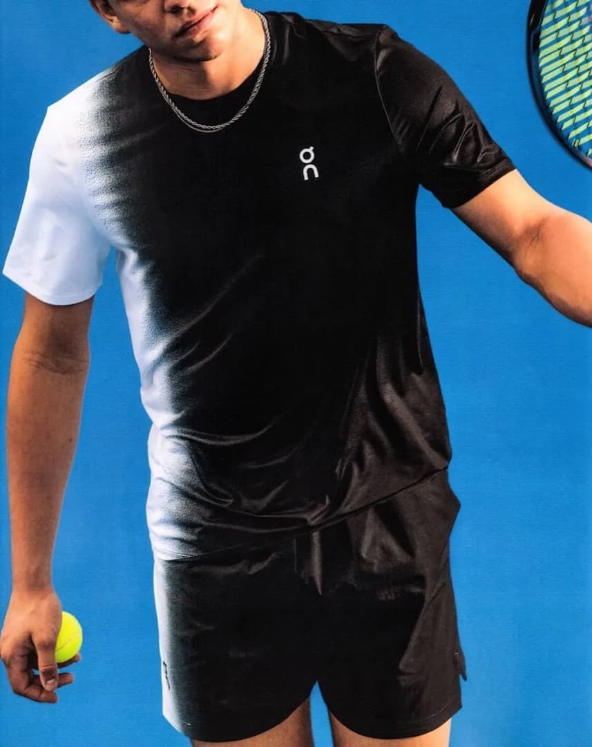 On court T メンズM 美品
