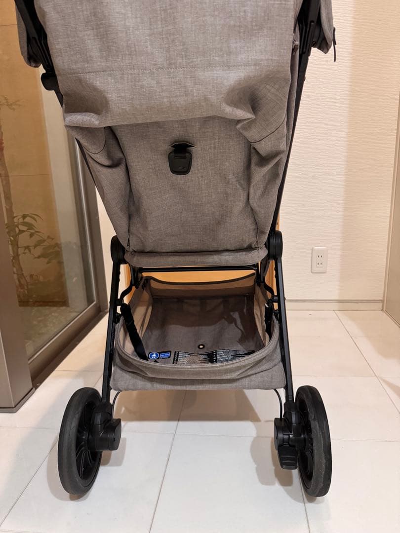 (早い者勝ち)nuna TRVL Ix ヌナトラベルラックス ベビーカーシーダー
