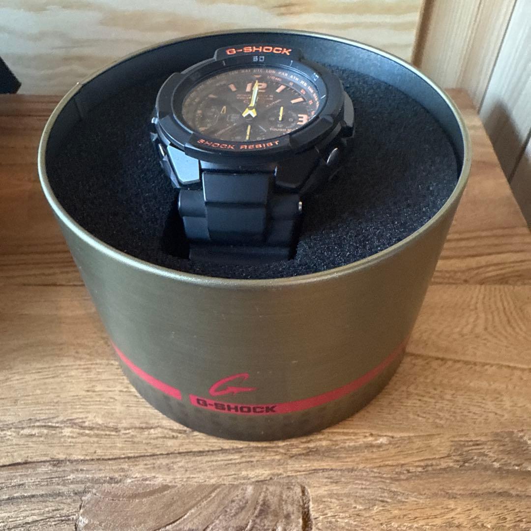 美品　即発送！G-SHOCK GW−3000B スカイコックピット 缶ケース