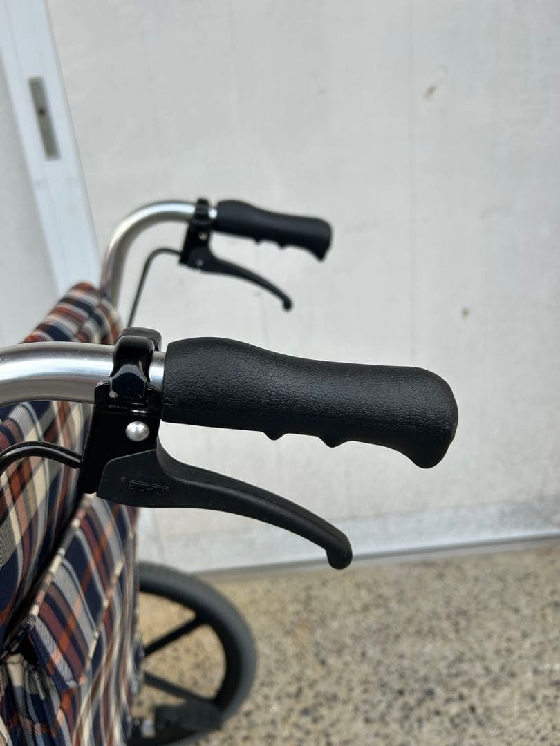松永製作所　車椅子　コンパクトセミモジュールタイプ　介助型　中古