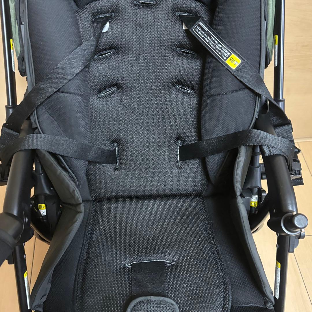 【美品】アップリカ ベビーカー A型 ラクーナクッションAE グリーン 2022