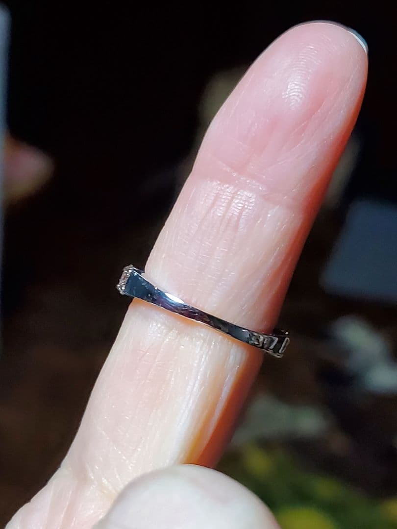 こ*読様 V字型K18WGエタニティリング2.0ct