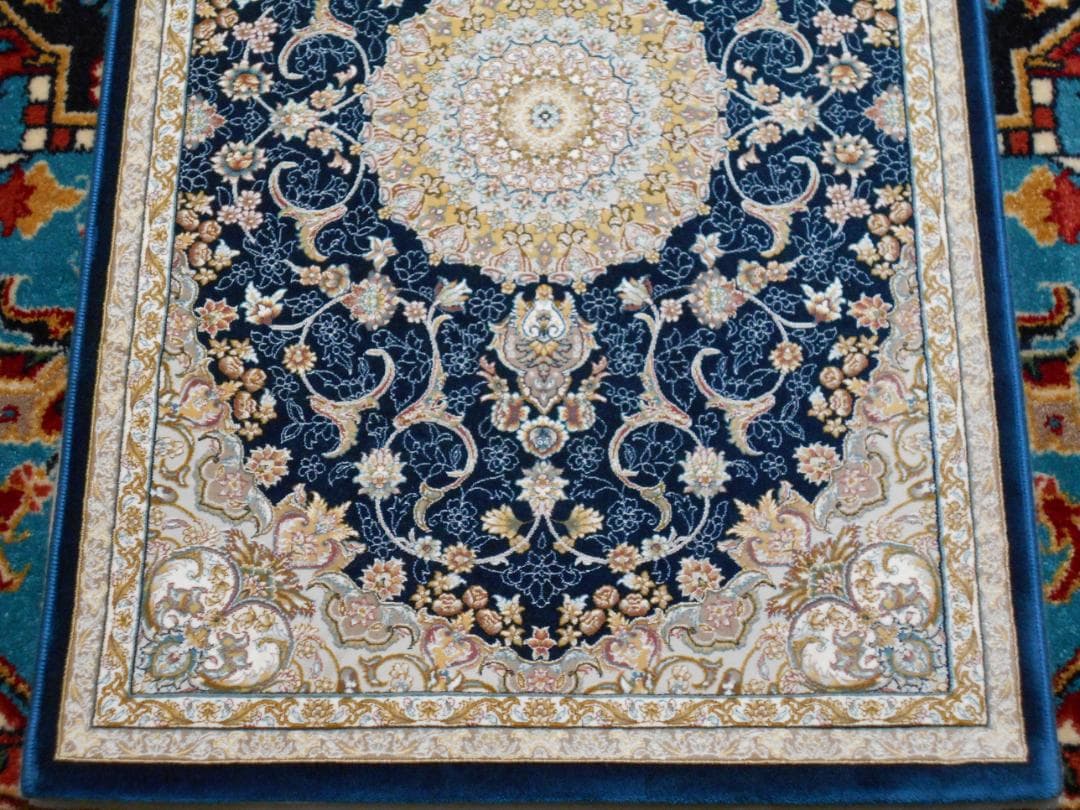225万ノット、超高密度織！本場イラン産 絨毯 60×90cm‐201601