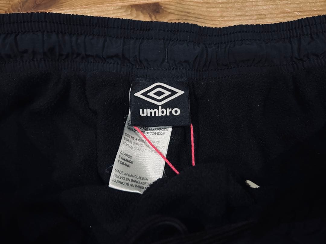 パンツ 古着 90s UMBRO アンブロ XL ナイロン 黒 フリース 美品