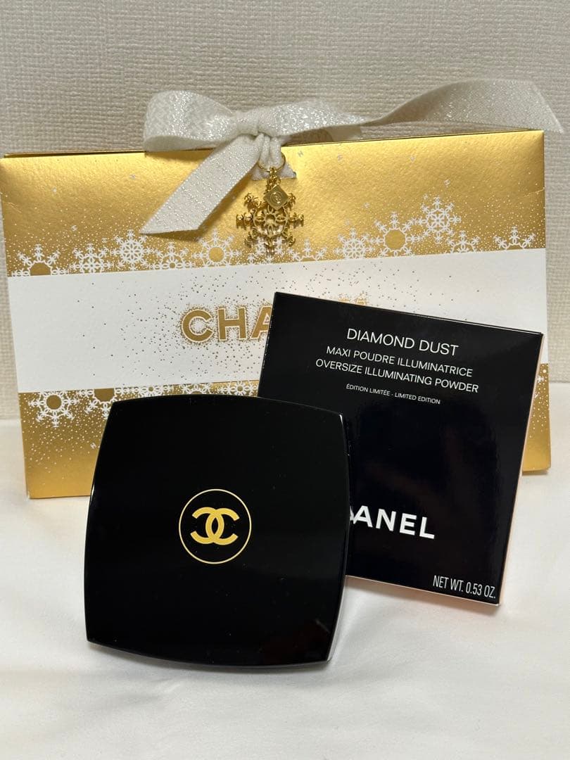 CHANEL DIAMOND DUST ハイライトパウダー 限定版