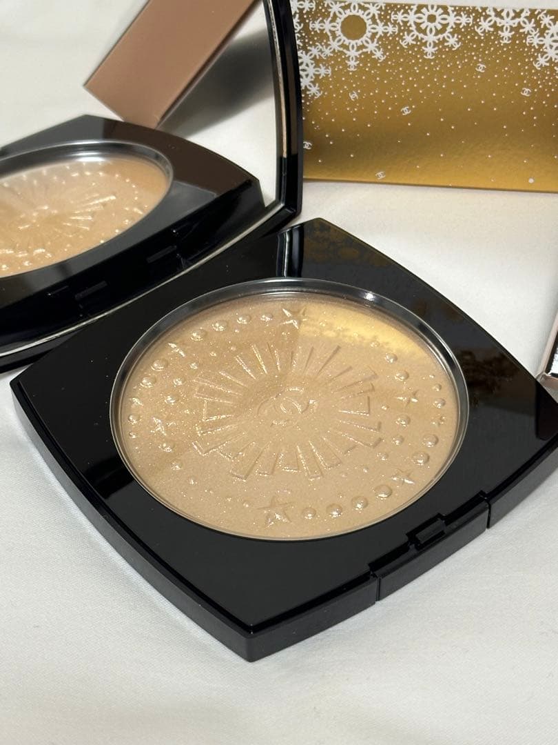 CHANEL DIAMOND DUST ハイライトパウダー 限定版
