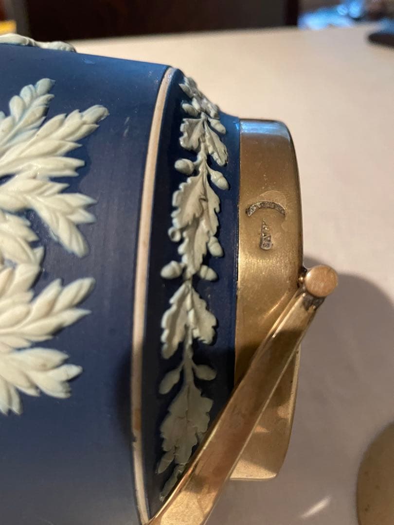 【希少】アンティーク骨董ウェッジウッド ジャスパービスケット入れ