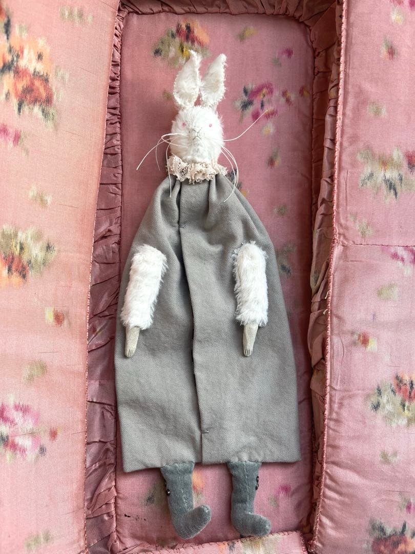 人気作家様　ぬいぐるみ　ポーチ　ティッシュケース　白うさぎ　兎