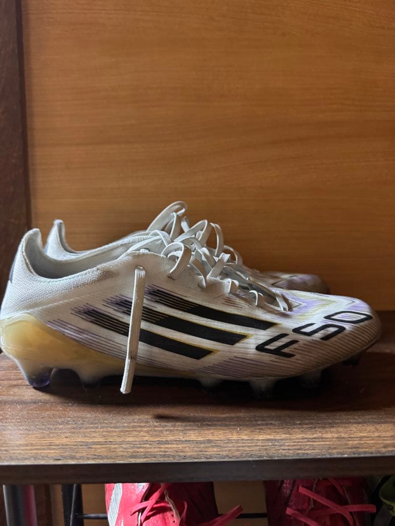 adidas F50 サッカーシューズ ホワイト/ブラック
