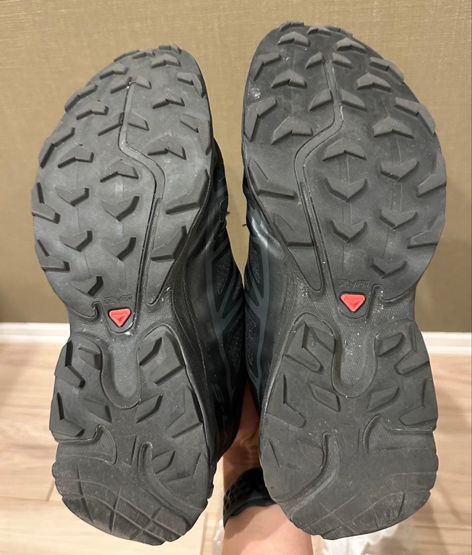 Salomon XT-6 ブラック スニーカー