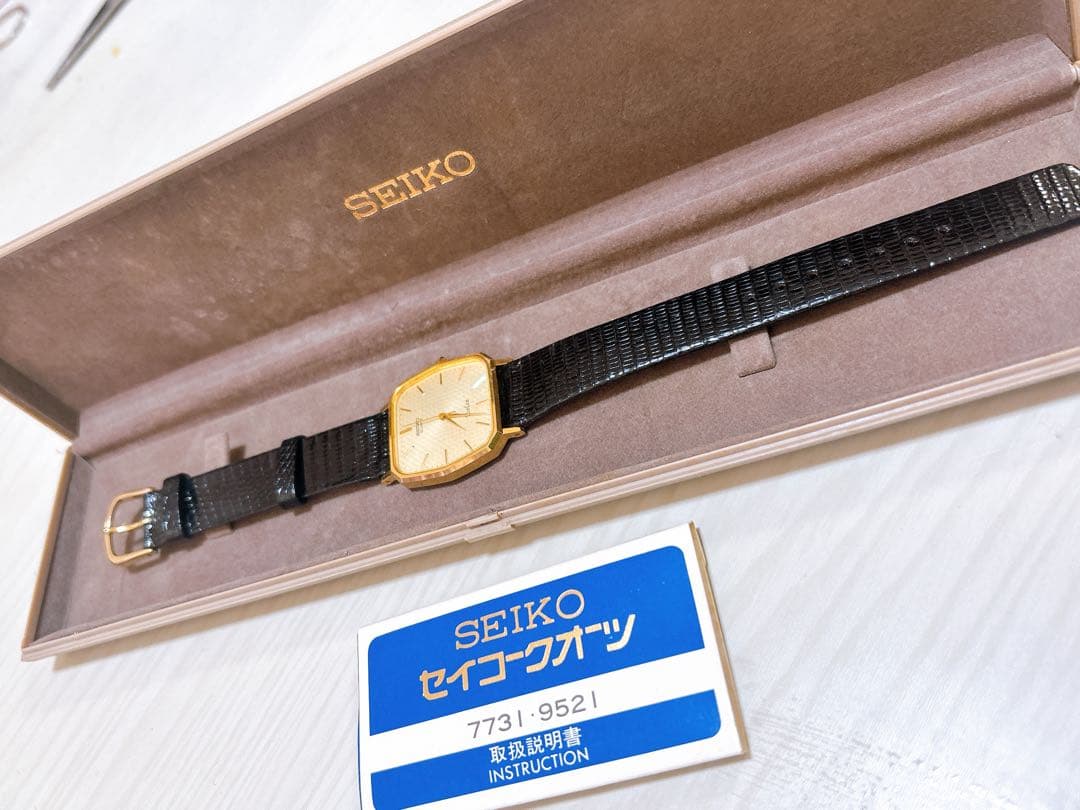 SEIKO Dolce ゴールド ブラック腕時計 7731-5120