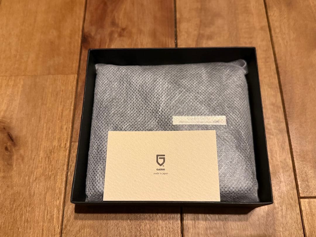 ゆ*う様 GARNI Vine Pattern Zip Fold Wallet