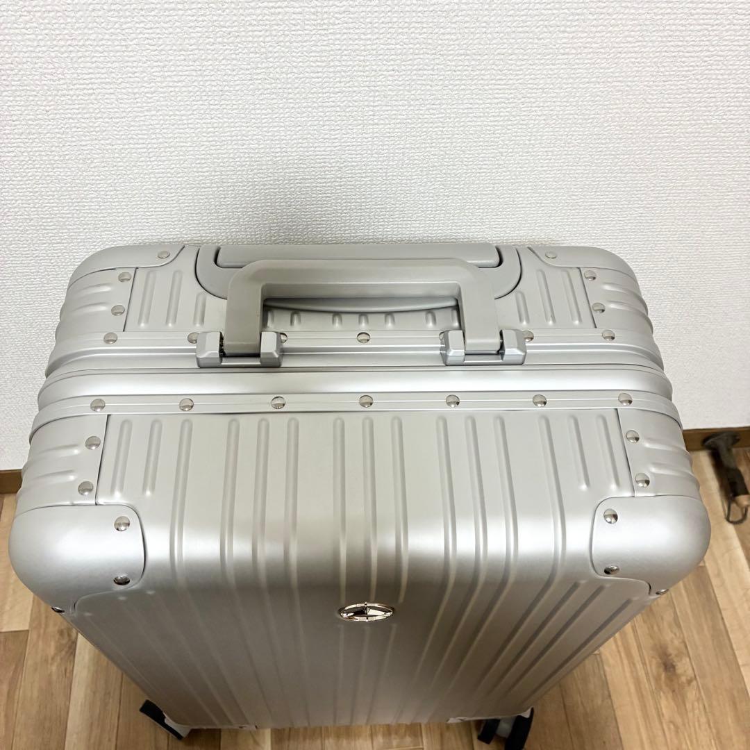 新品未使用　キャリーケース　メルセデスベンツ　カバー付