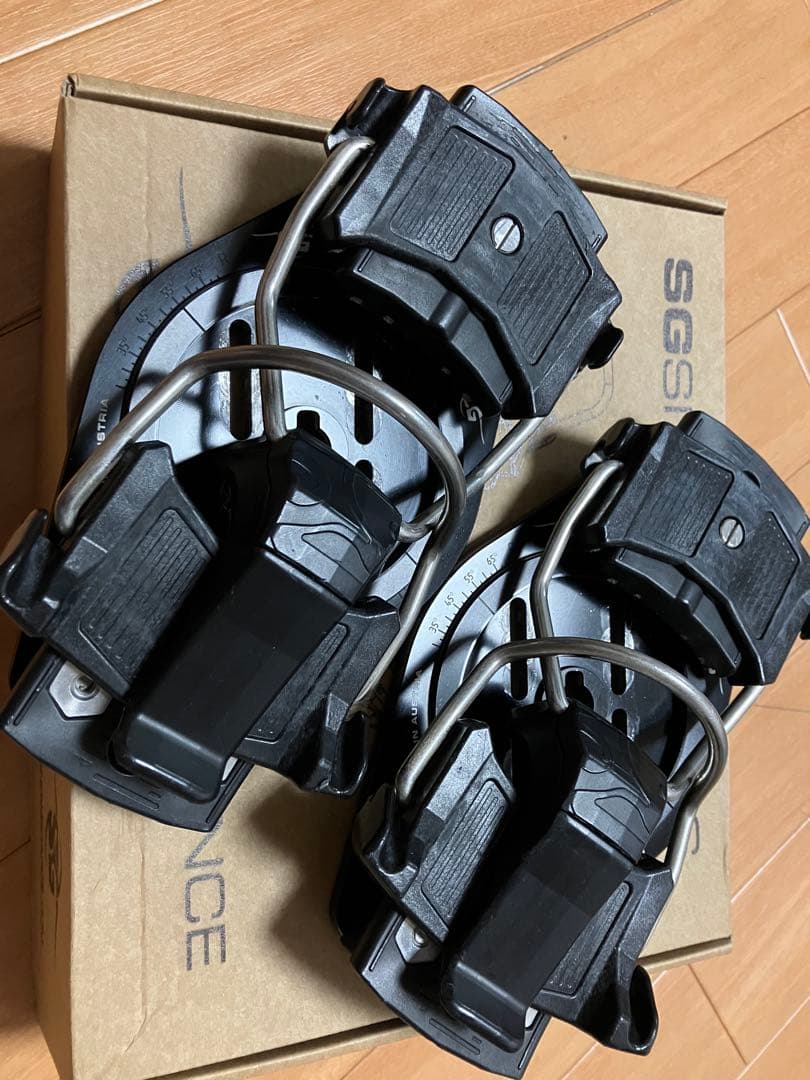 SG ビンディング アルペンスノーボード