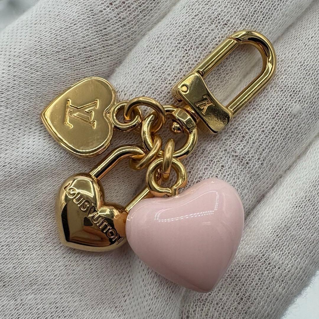 LOUIS VUITTON 　マイクロチャームLVハート　チャーム