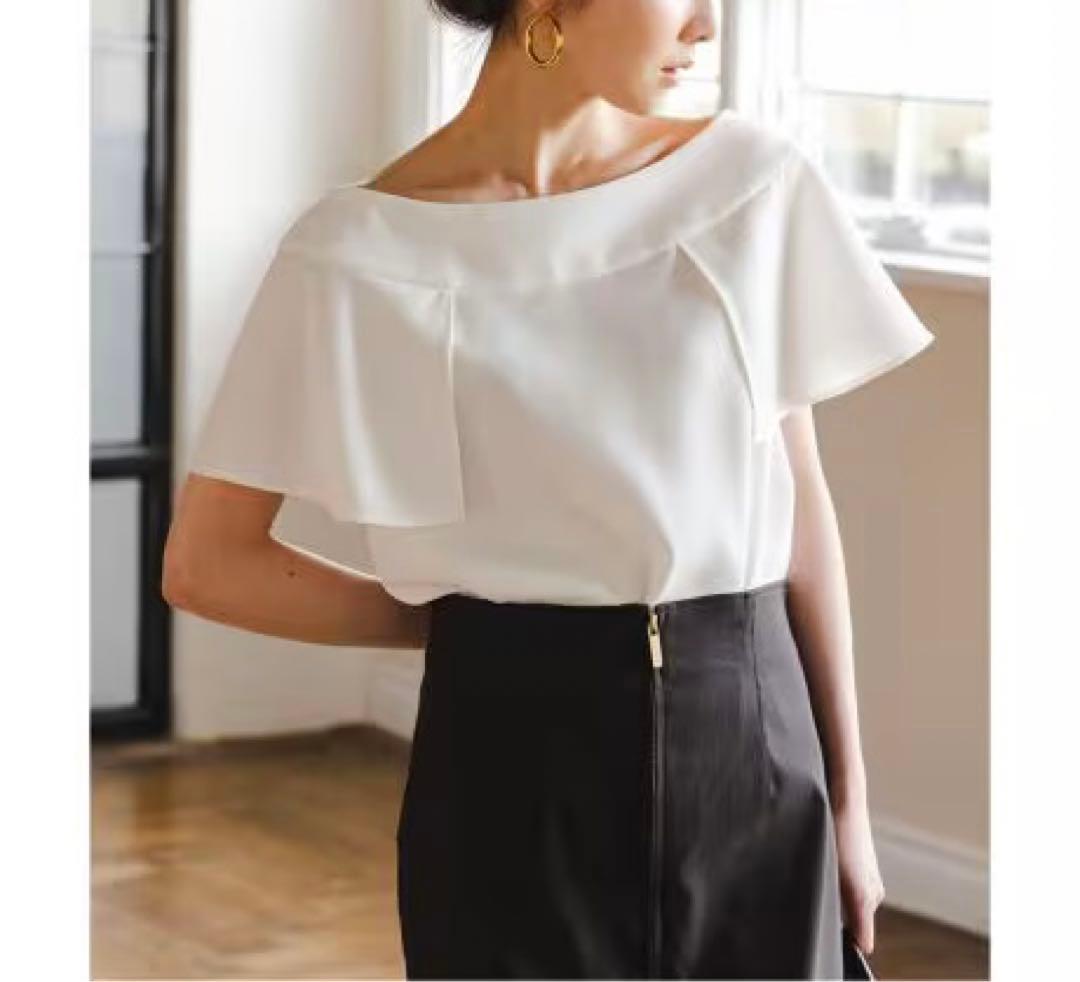 【新品タグ付★NOBLE】ノーブル スクエアケープスリーブブラウス