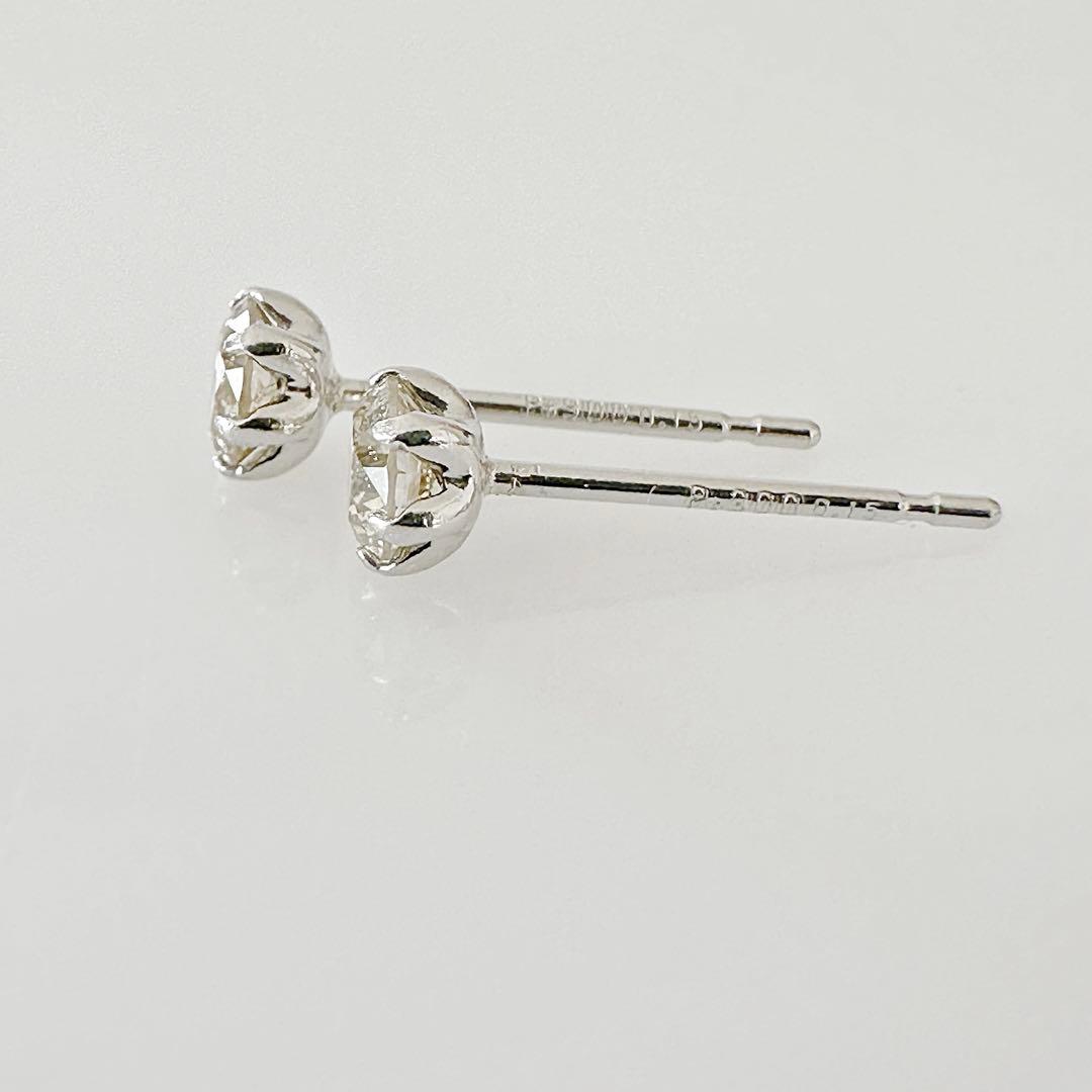 大特価！数量限定！プラチナ 天然 ダイヤ 0.30ct ピアス！