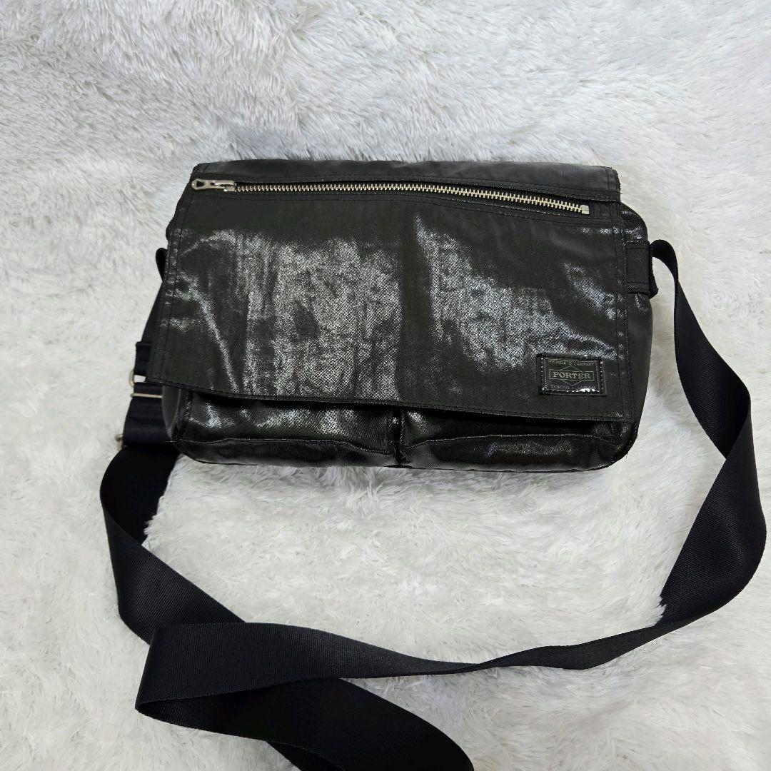 美品 PORTER フリースタイル シャイン メッセンジャーバッグ 黒