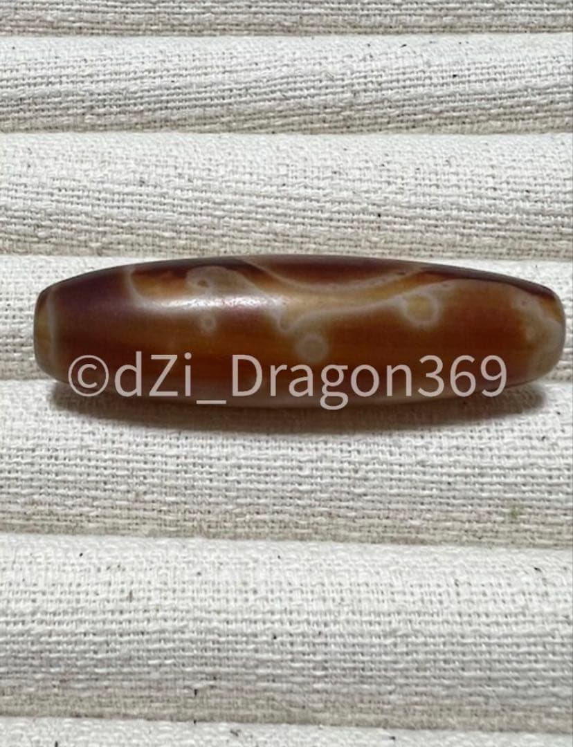 dZi beadsジービーズ 西蔵 珍しい雰囲気と幻想的な紋様の如意天珠